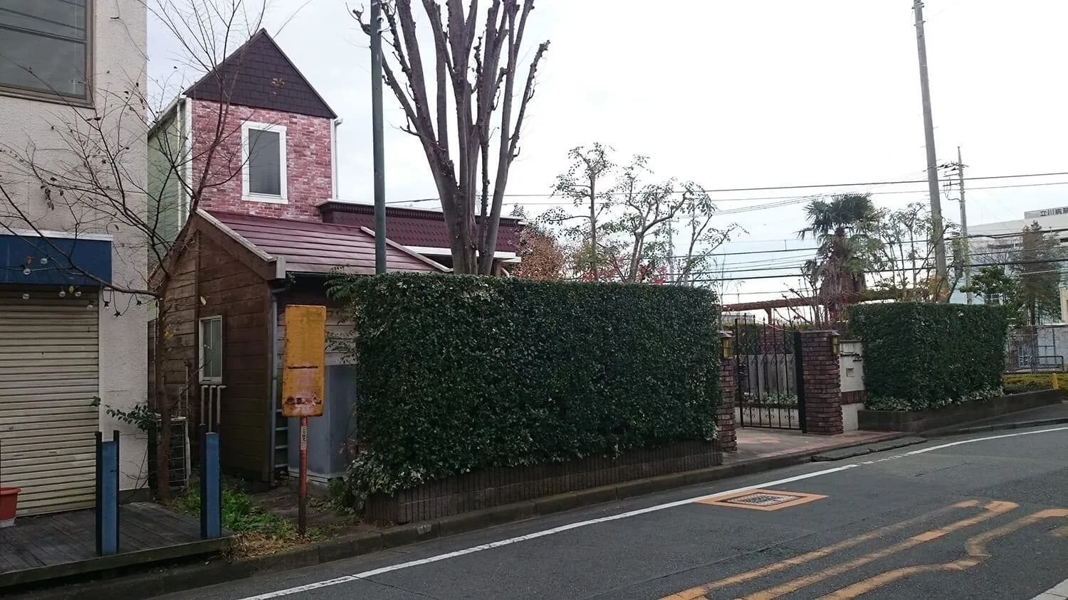 立川の無門庭園を使うと、一番安く家族葬ができると聞いたんですが本当ですか？