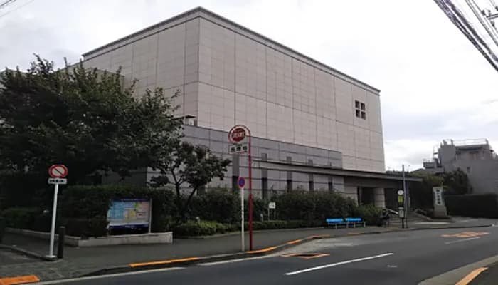 桐ケ谷斎場は臨海斎場より予約が取りやすいですか？