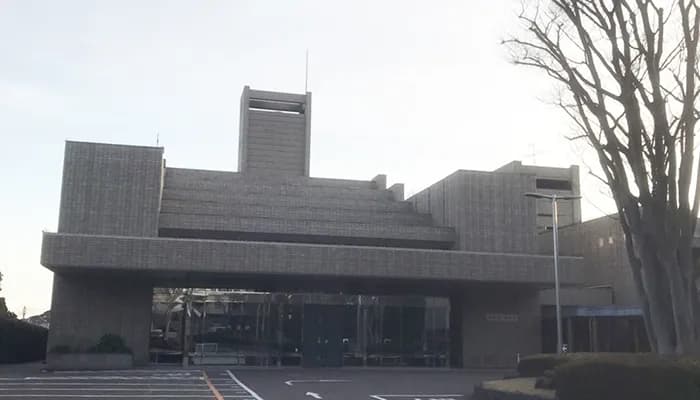 父が亡くなり、横浜市内で1日葬を検討しています。戸塚斎場や南部斎場の利用について教えてください。